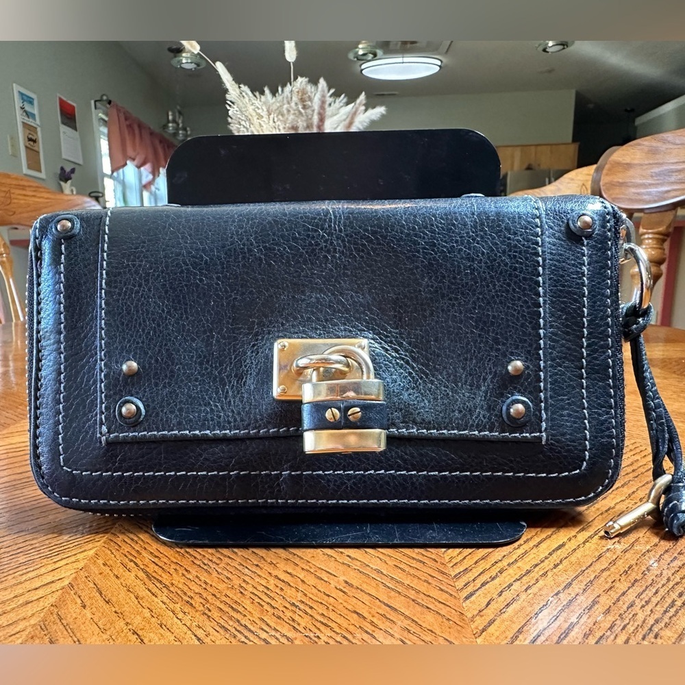 Chloe Paddington Leather Black Gold
Full Zip Long Wallet
